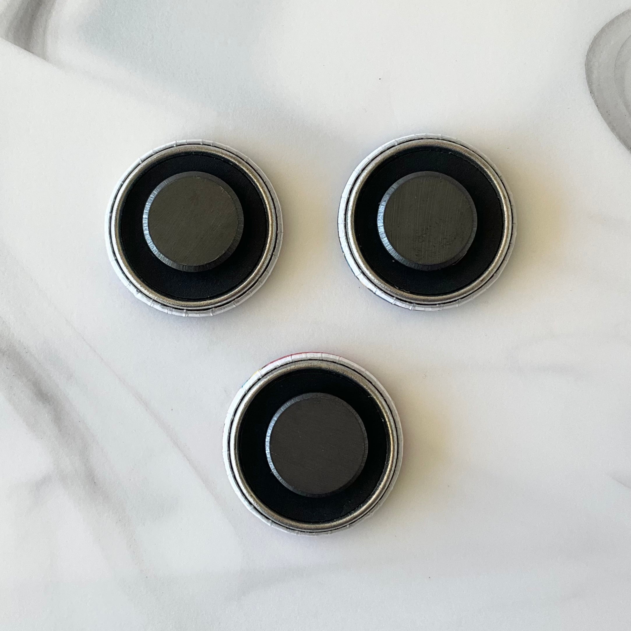 Absolutely Fabulous 8 Piece Button Magnet Set 1.25"