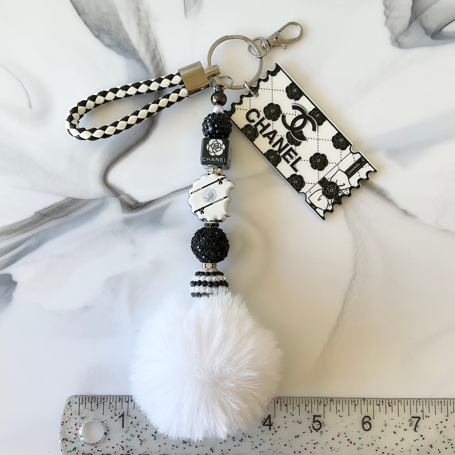 Cici Black & White Textured Pendant Faux Leather Wristlet Keychain