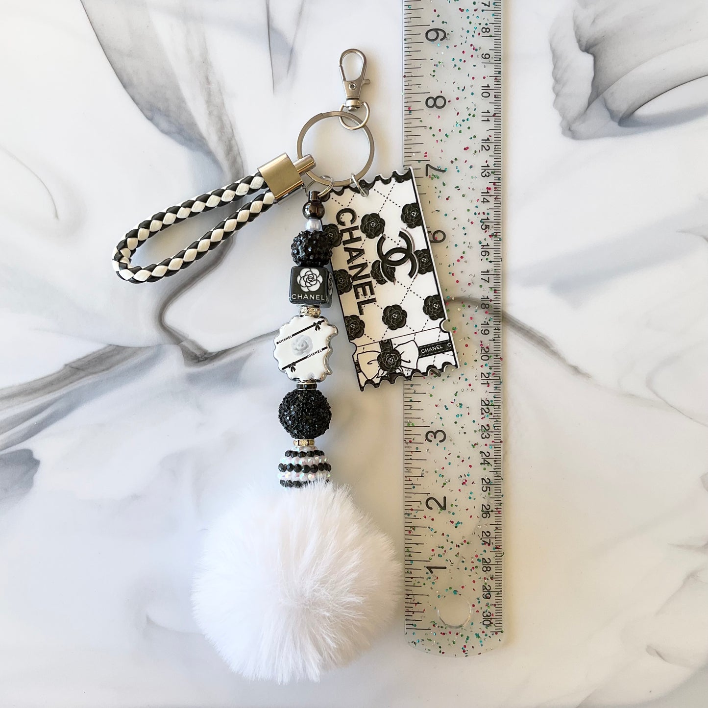 Cici Black & White Textured Pendant Faux Leather Wristlet Keychain