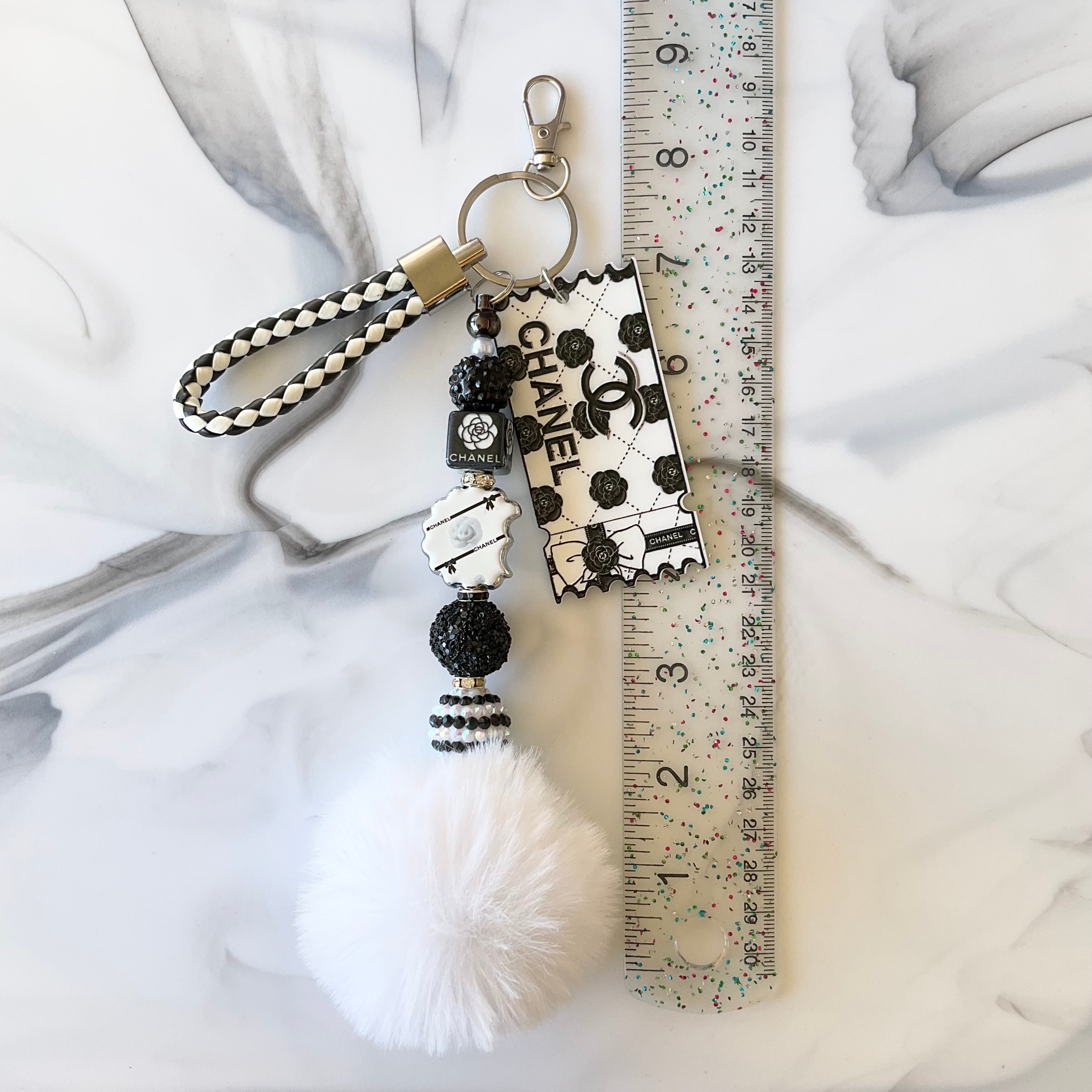 Cici Black & White Textured Pendant Keychain Wristlet