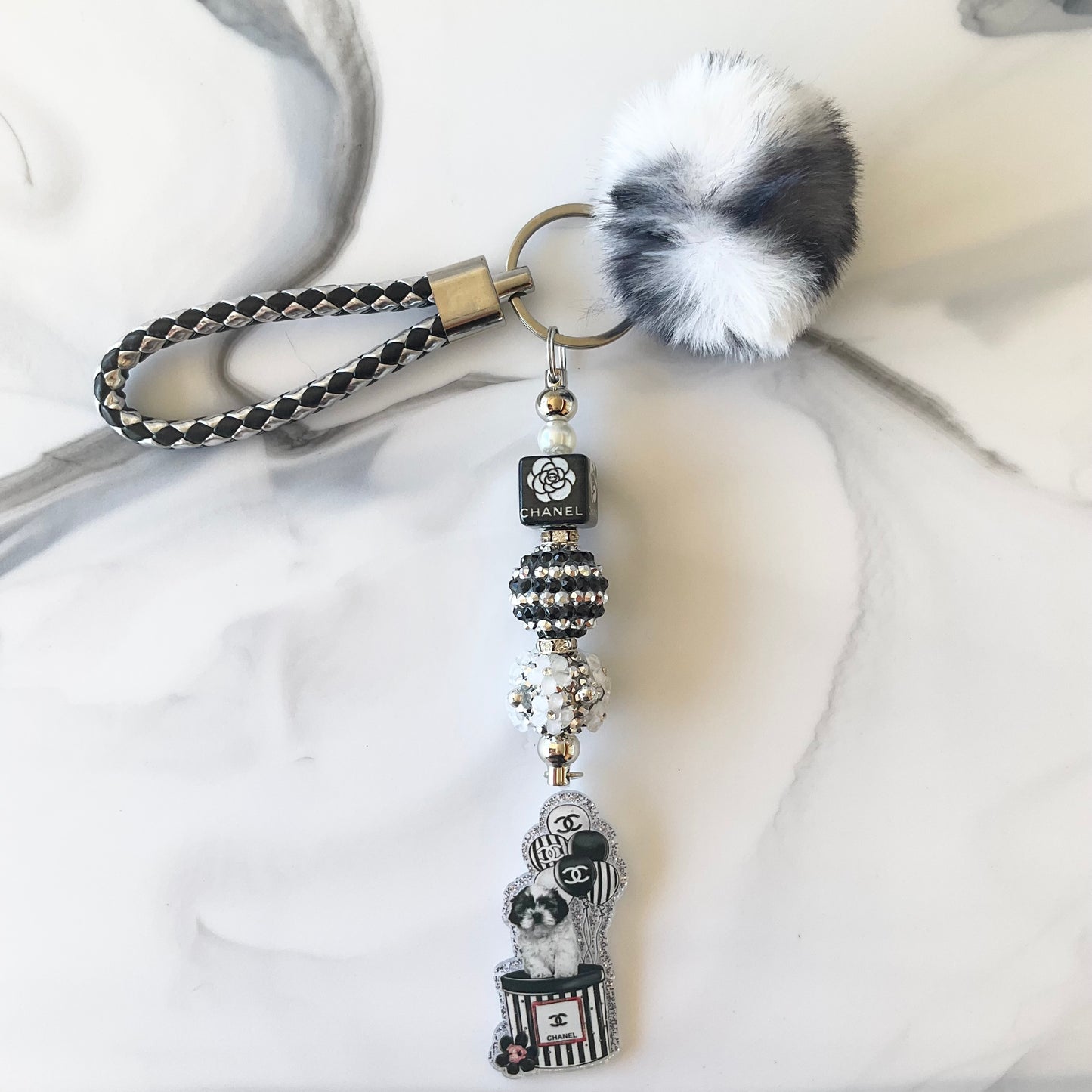 Cici Black & White Shih Tzu In Hatbox Keychain Wristlet